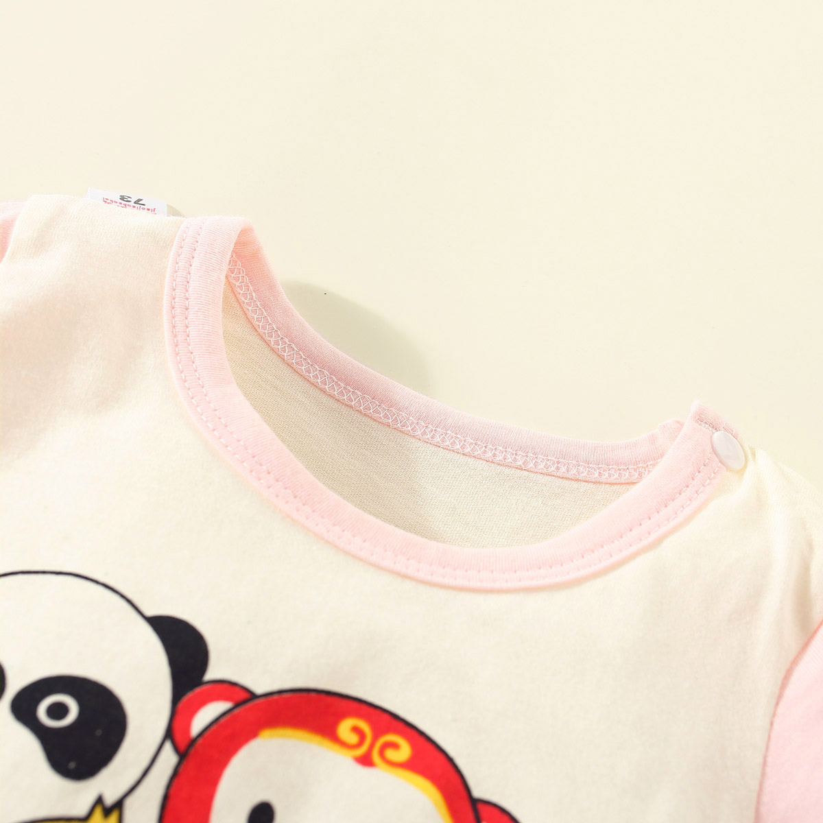 Toddler Girls Cotton Cartoon Color-block Top & Shorts Pajamas Sets Wholesale