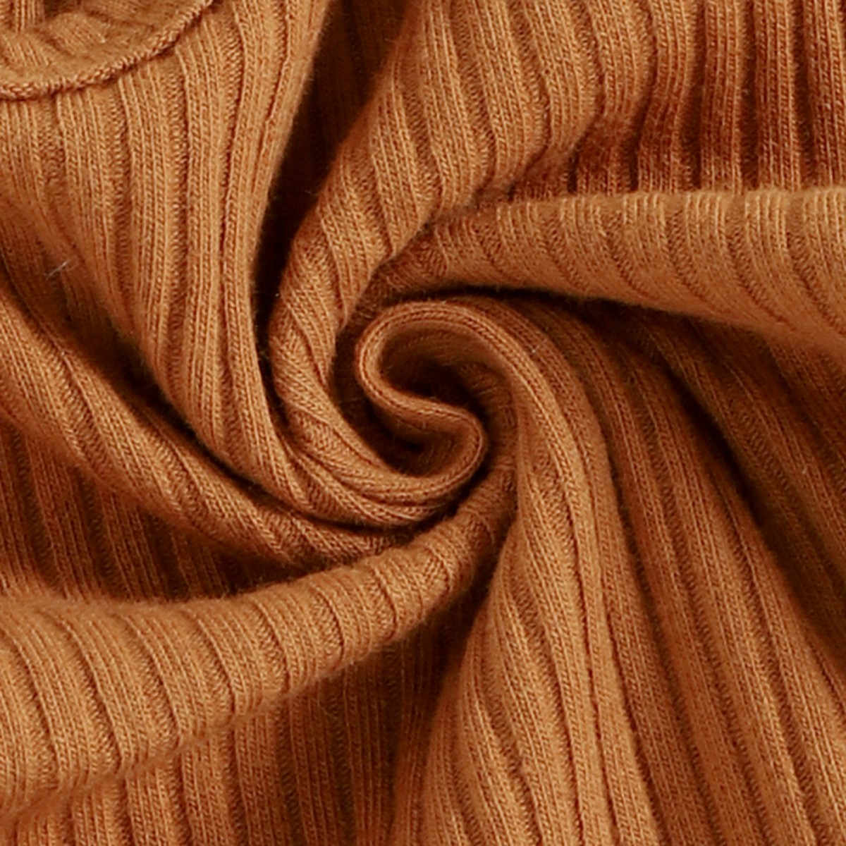 其中一个商品属性被隐藏；