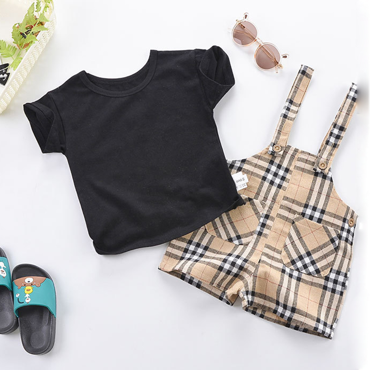 商详页加购品-活动1-Causal Plaid Print T-shirt & Shorts Suit for Brother and Sister Wholesale
