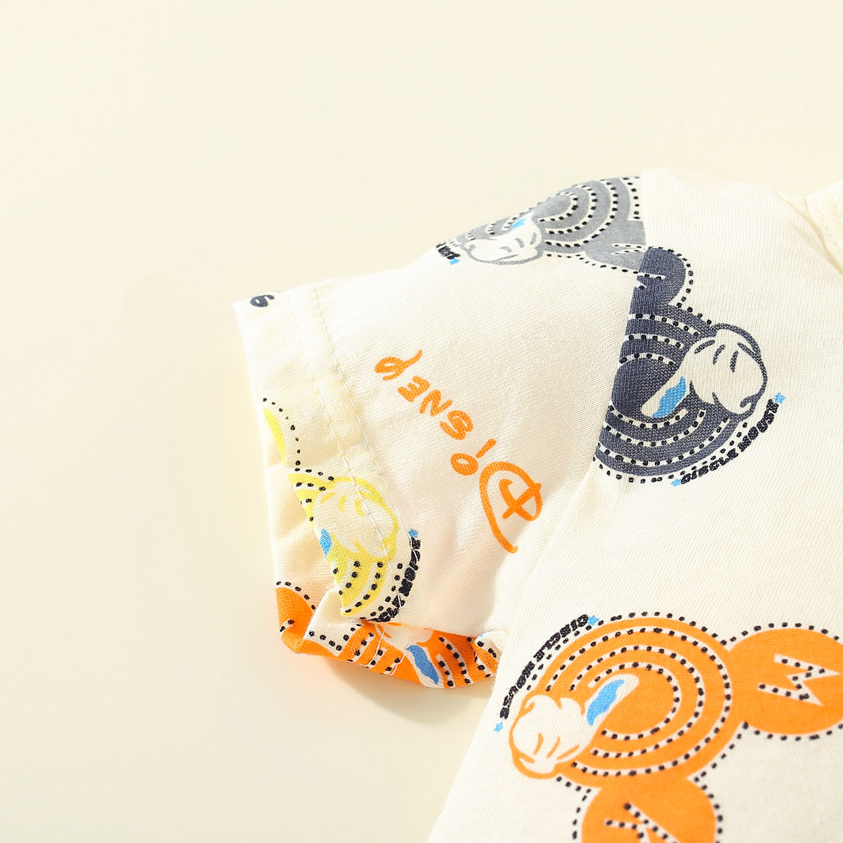 加购品2-会员价Toddler Boy Cartoon full print Top & Shorts Pajamas Sets Wholesale