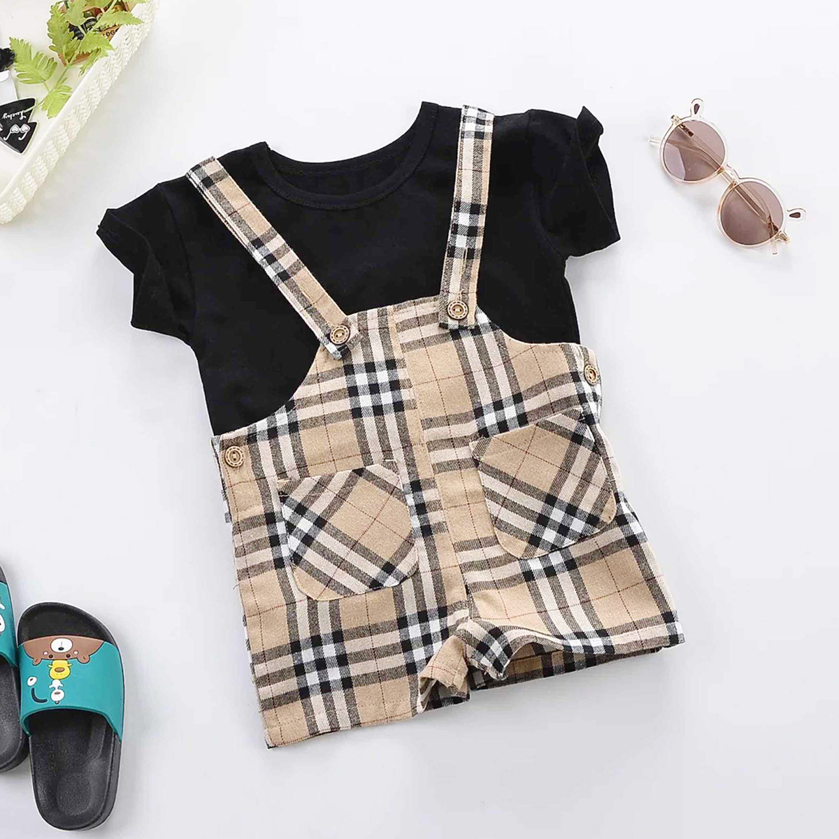 商详页加购品-活动1-Causal Plaid Print T-shirt & Shorts Suit for Brother and Sister Wholesale